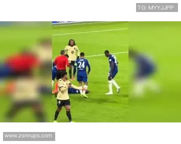 足球球星伤人事件频发引关注 强烈碰撞与激烈竞争背后的伤病风险